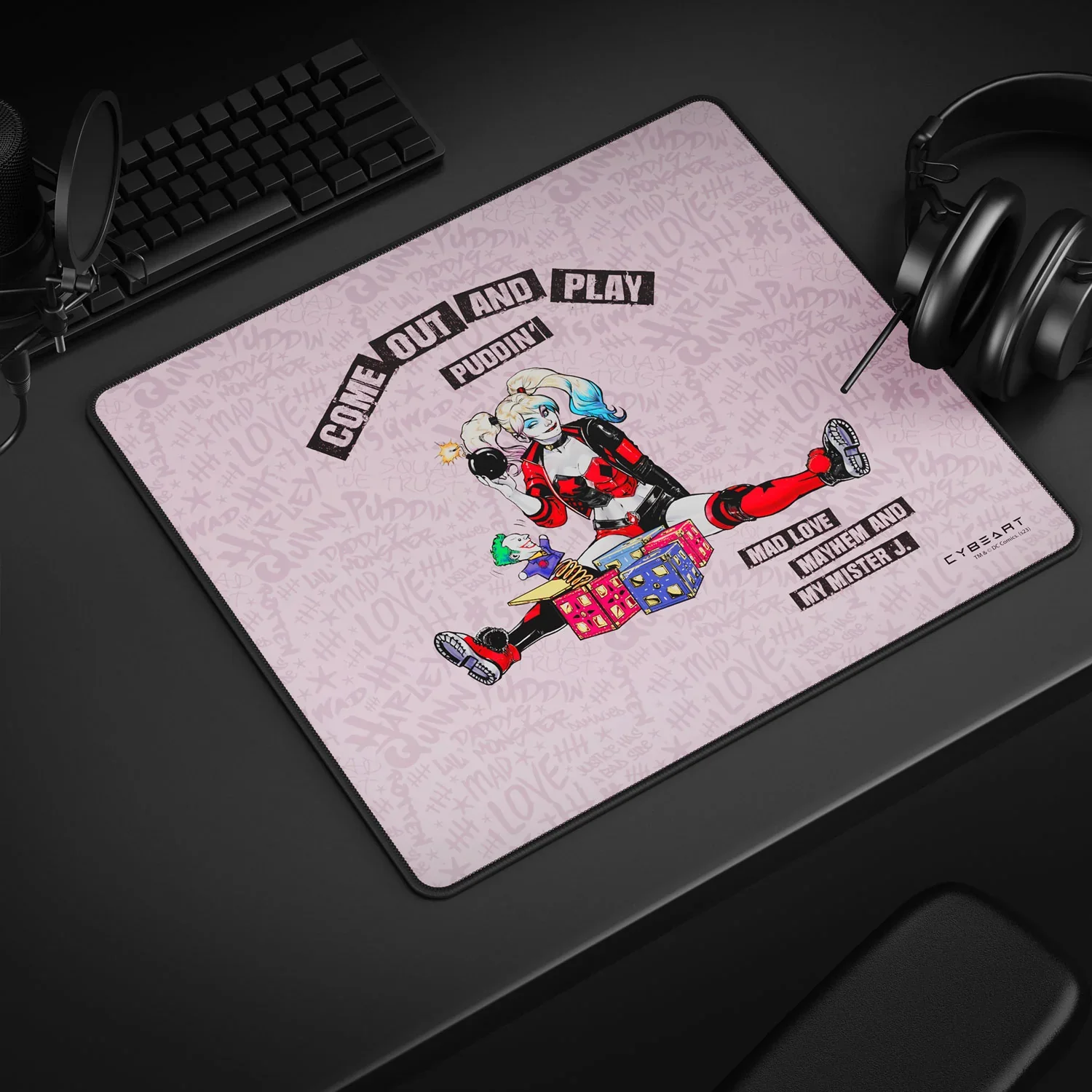 Cybeart Harley Quinn Gaming Mouse Pad (Large - 450x400x4mm) Waterproof, Never Slip Base, Stitched Edges, Esports Grade - Image 2