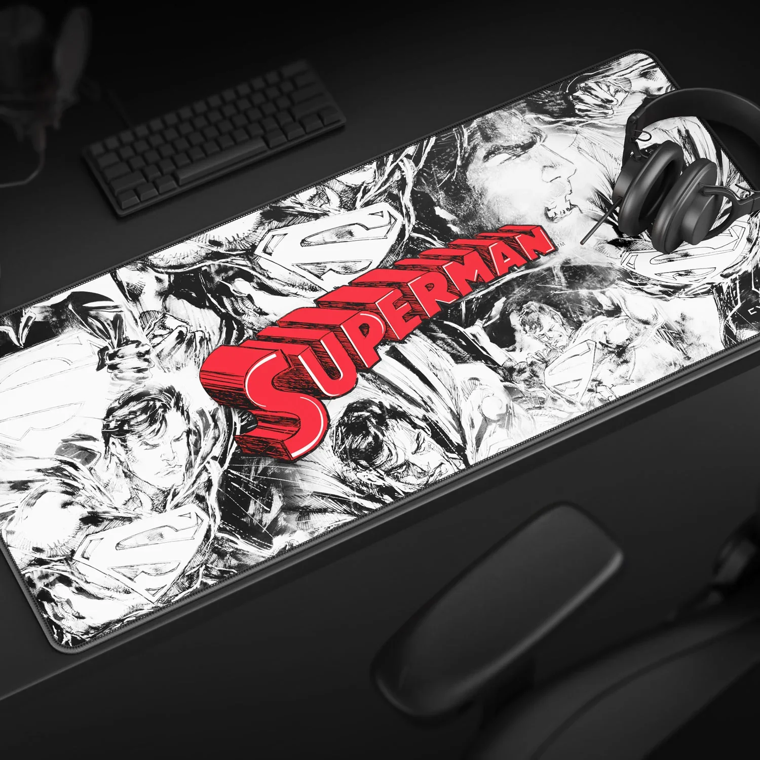 Cybeart Superman Jim Lee Edition Gaming Desk Mat (XXL - 900x400x4mm) Waterproof, Never Slip Base, Stitched Edges, Esports Grade - Image 2