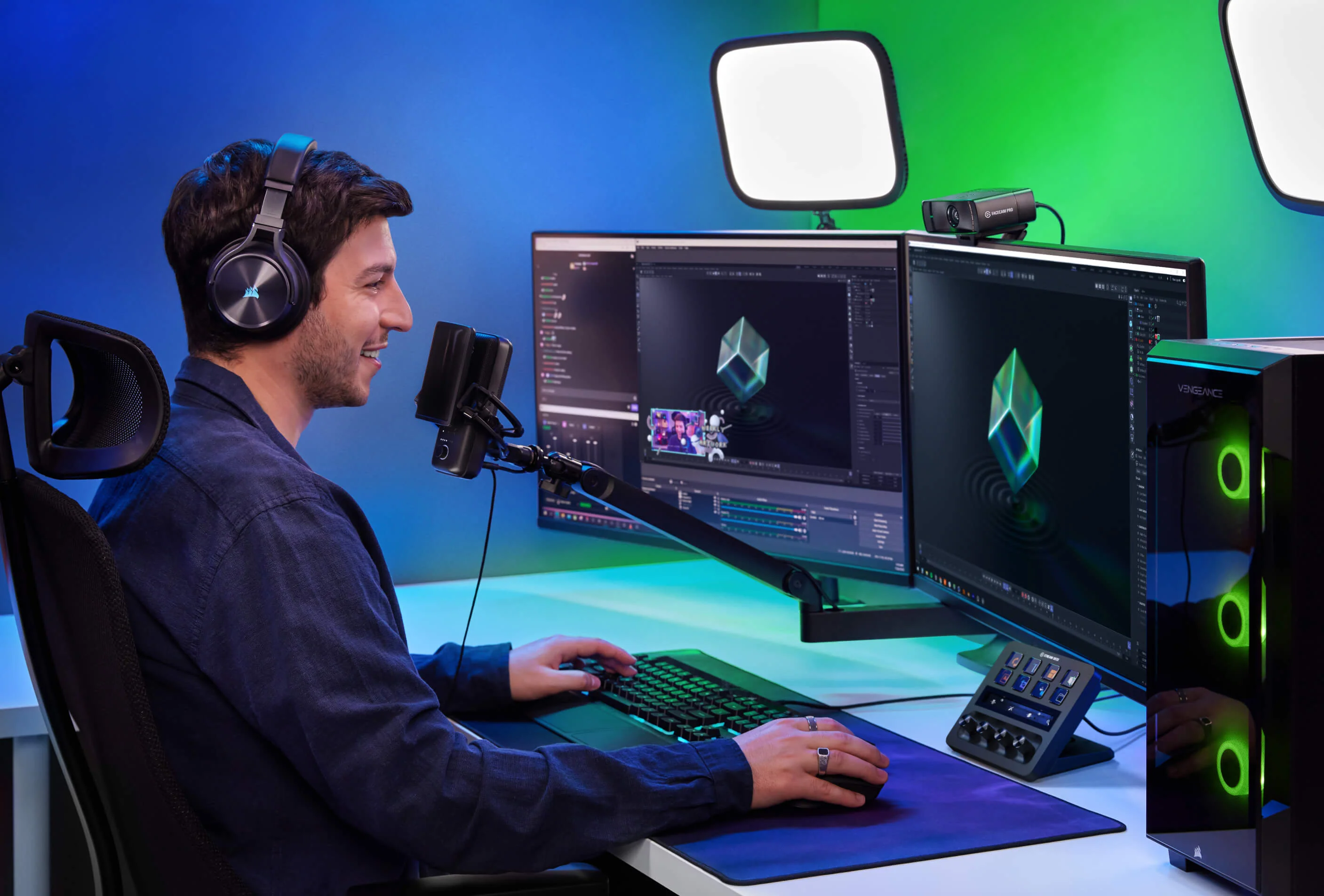 Elgato Stream Deck tech with customizable LCD keys, dials, and touch strip - Image 5