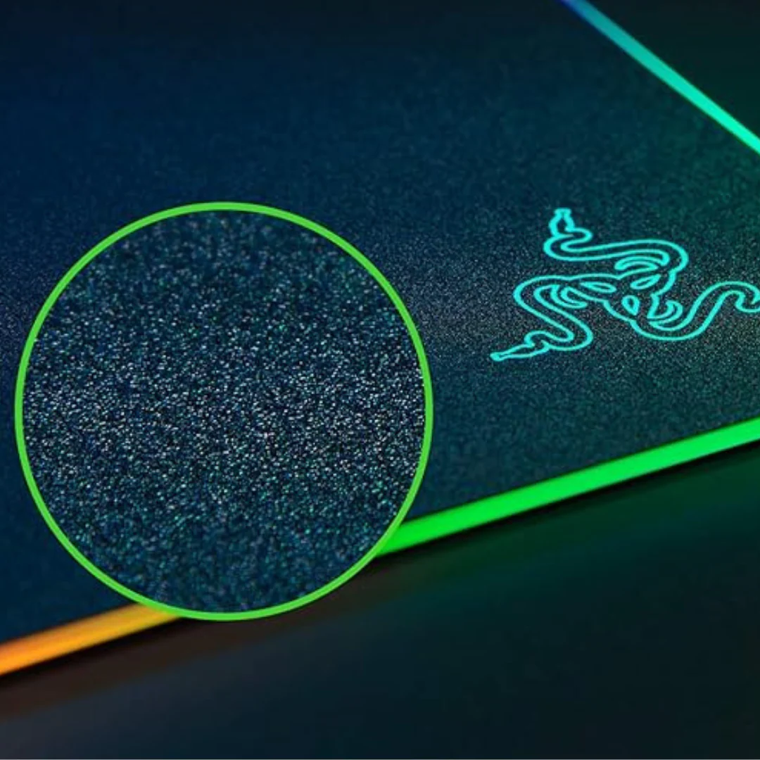 Razer Firefly V2 RGB Gaming Mouse Pad - Image 3