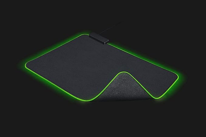 Razer Goliathus Chroma Extended - Soft Gaming Mouse Mat with Chroma - Image 3